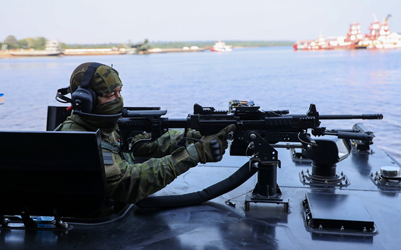 Military Armoured Boat Aruanã 38 FT