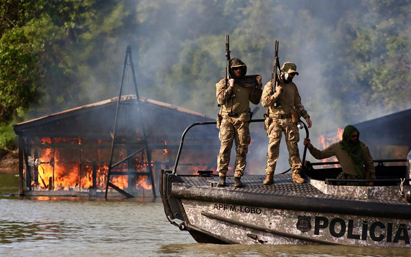 Military Armoured Boat Aruanã 29 FT - TT