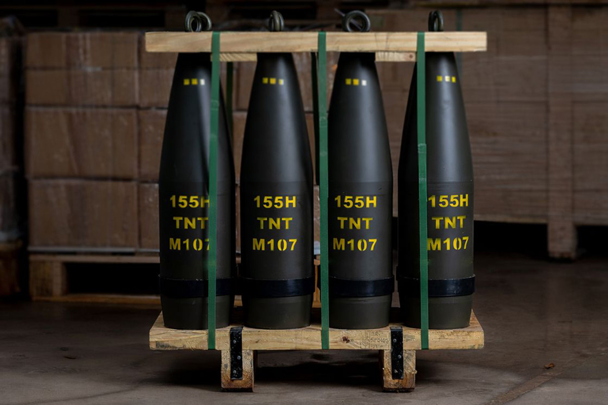 Munição e Componentes de Artilharia de 155mm