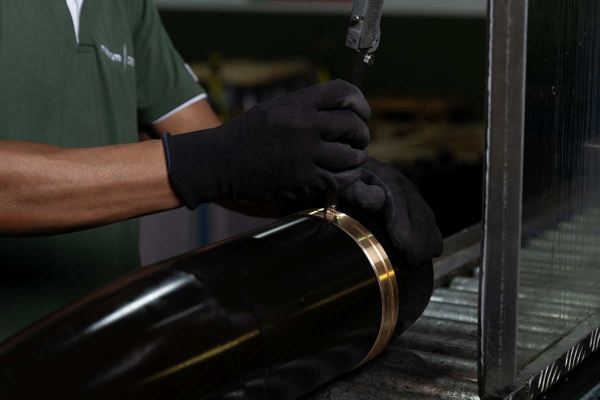 Munição e Componentes de Artilharia de 155mm